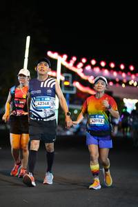 BIB: 360, 42348, 43902, 
                            <button type="button" onclick="openModal(23072313)" class="btn btn-primary btn-sm float-right btn-popup" data-toggle="modal" data-target=".modal-high-quality">
                        <i class="fas fa-shopping-cart"></i> Add to Cart
                    </button>
                                            <button type="button" onclick="isThisMe(23072313, true)" class="btn btn-success btn-sm float-right btn-popup btn-isme hidden" data-toggle="tooltip" data-placement="bottom" title="นี่คือรูปของคุณใช่ไหม คลิกที่นี่เพื่อเอาเข้าอัลบั้ม">
                        <i class="fas fa-plus"></i> Add to album
                    </button>
                    <button type="button" onclick="isThisMe(23072313, false)" class="btn btn-warning btn-sm float-right btn-popup btn-isnotme hidden">
                        <i class="fas fa-ban"></i> Remove from album
                    </button>